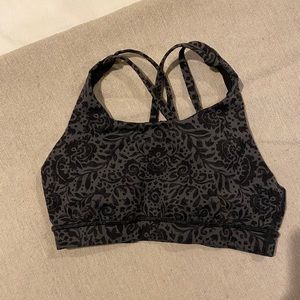 lululemon Energy Bra Like New Size 6